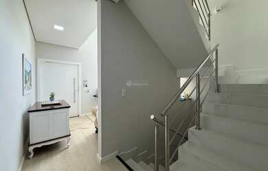 Imagem 6: SOBRADO DE ÓTIMO PADRÃO À VENDA NO RESID. SOLAR DA TOSCANA EM APUCARANA