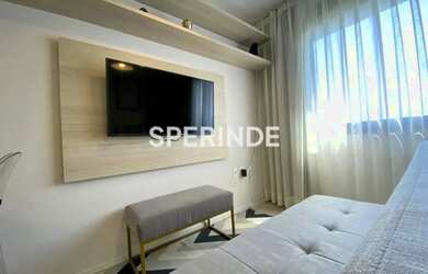 Imagem: O apartamento possui 1 Dormitório, 1 Banheiro, 1 Vaga na garagem