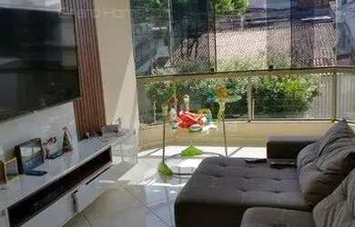 Imagem: A casa possui 3 Dormitórios, 1 Banheiro, 3 Vagas na garagem