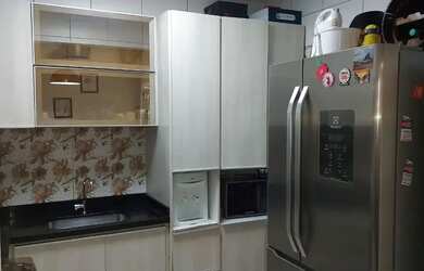 Imagem 14: Sobrado de oportunidade. Piscina, Churrasqueira, Varandae136m² de Área