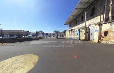 Imagem: O depósito possui 14m² de Área e está localizado em Centro