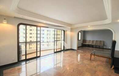 Imagem: O apartamento possui 3 Dormitórios, 5 Banheiros, 3 Vagas na