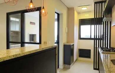 Imagem: O apartamento possui 2 Dormitórios, 2 Banheiros, 2 Vagas na