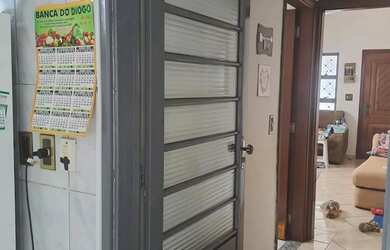 Imagem 6: Casa para venda com 150 metros quadrados com 4 quartos em Centro - Bariri...