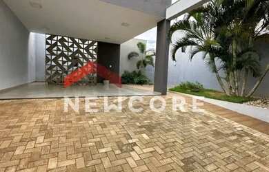 Imagem: A casa possui 3 Dormitórios, 2 Banheiros, 4 Vagas na garagem