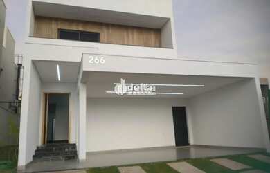 Imagem: A casa em condomínio possui 3 Dormitórios, 1 Banheiro, 5 Vagas