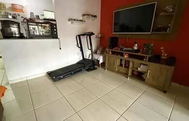 Imagem 9: Agio Valparaíso Casa 3Qtos Proximo ao Muro Verde e Amarelo Ceu Azul