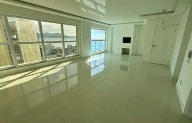 Imagem: O apartamento possui 4 Dormitórios, 1 Banheiro, 2 Vagas na