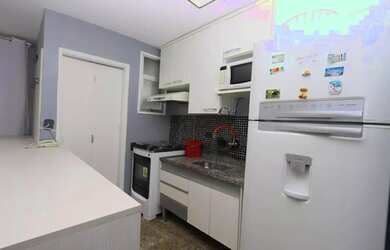 Imagem: O apartamento possui 1 Dormitório, 1 Banheiro, 1 Vaga na garagem