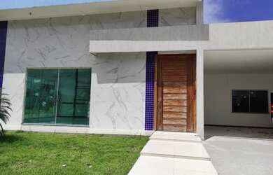 Imagem: A casa em condomínio possui 4 Dormitórios, 4 Banheiros, 3