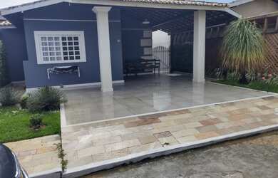 Imagem: A casa em condomínio possui 3 Dormitórios, 2 Banheiros, 2