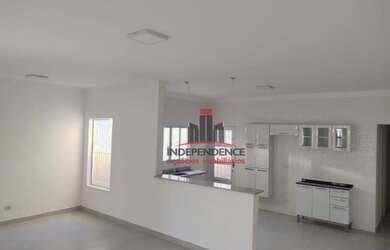 Imagem: A casa possui 2 Dormitórios, 2 Banheiros, 2 Vagas na garagem