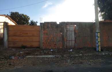 Imagem: O terreno e está localizado em Cidade Alta, Cuiabá à venda