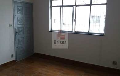 Imagem: A casa possui 2 Dormitórios, 2 Banheiros, 3 Vagas na garagem