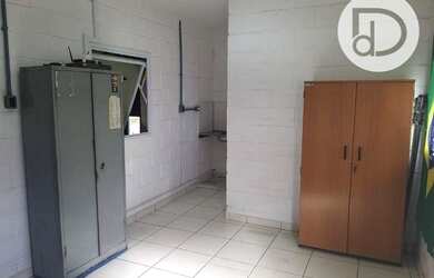 Imagem 11: Galpão para alugar, 200 m² por R$ 3.800,00/mês - Vila Pompéia - Vinhedo/SP