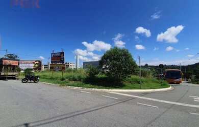 Imagem: O terreno possui 536m² de Área e está localizado em Capela