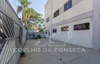 Imagem: O depósito possui 1.123m² de Área e está localizado em