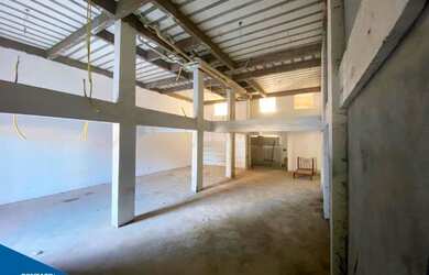 Imagem 4: Loja Guará II 120m² - De Frente e Esquina Av. Contorno - Amplo Estacionamento