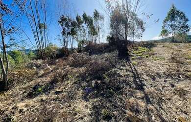 Imagem: O terreno possui 145.000m² de Área e está localizado em