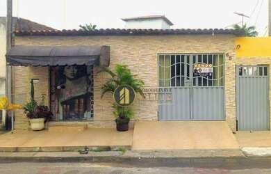Imagem: A casa possui 4 Dormitórios, 4 Banheiros, 1 Vaga na garagem