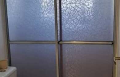 Imagem: A casa em condomínio possui 3 Dormitórios, 2 Banheiros, 2