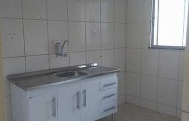 Imagem: A casa possui 2 Dormitórios, 1 Banheiro e está localizado