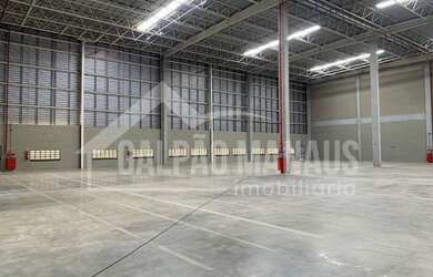 Imagem: O depósito possui 5 Vagas na garagem e 2831m² de Área e está