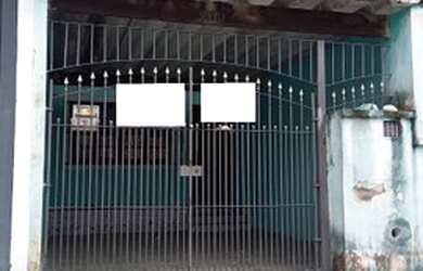 Imagem: A casa possui 2 Dormitórios, 1 Banheiro, 1 Vaga na garagem