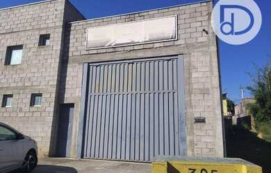 Imagem 1: Galpão para alugar, 200 m² por R$ 3.800,00/mês - Vila Pompéia - Vinhedo/SP