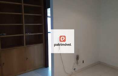 Imagem: O depósito possui 1 Vaga na garagem, 42m² de Área e está