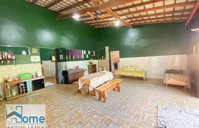 Imagem: A casa em condomínio possui 2 Dormitórios, 2 Banheiros, 4