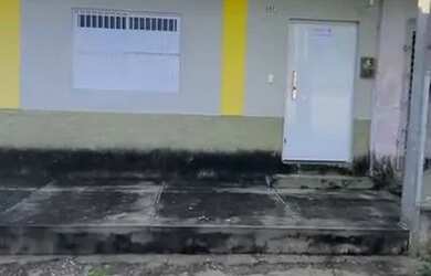 Imagem: A casa possui 2 Dormitórios, 2 Banheiros e está localizado