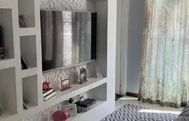 Imagem: O apartamento possui 3 Dormitórios, 1 Banheiro e 1 Vaga na