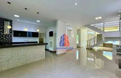 Imagem: A casa em condomínio possui 4 Dormitórios, 5 Banheiros, 4