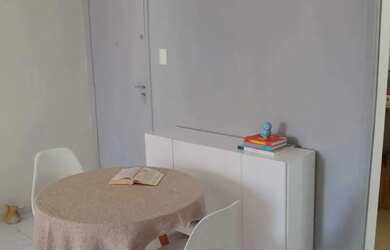 Imagem: O apartamento possui 4 Dormitórios, 2 Banheiros, 1 Vaga na