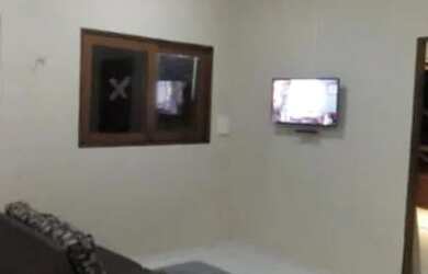 Imagem: O apartamento possui 1 Dormitório, Acomodam 4 pessoas, 1 Vaga