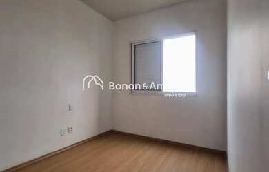 Imagem: O apartamento possui 2 Dormitórios, 1 Banheiro, 2 Vagas na