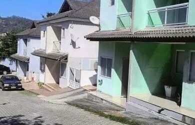 Imagem: A casa em condomínio possui 2 Dormitórios, 3 Banheiros, 2