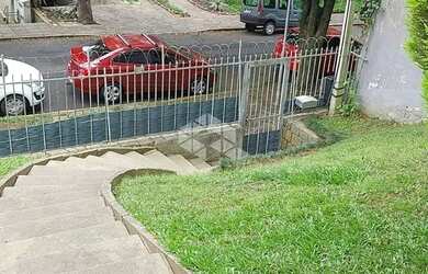 Imagem 9: Casa de 3 quartos com pátio no Bairro Auxiliadora próximo as Av. Carlos...