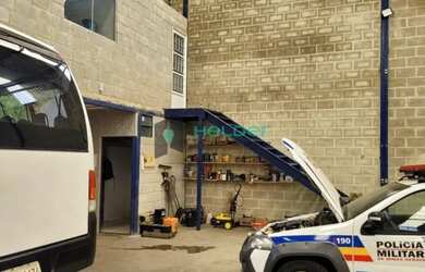 Imagem 8: Excelente galpão, com banheiros e escritório