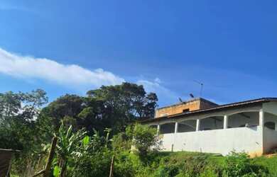 Imagem: A chácara possui 16.000m² de Área e está localizado em