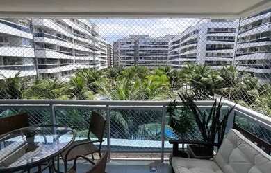 Imagem: O apartamento possui 2 Dormitórios, 2 Banheiros, 2 Vagas na