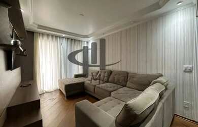 Imagem: O apartamento possui 3 Dormitórios, 1 Banheiro, 2 Vagas na