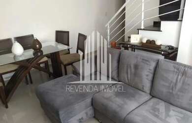 Imagem: A casa possui 2 Dormitórios, 2 Banheiros, 3 Vagas na garagem