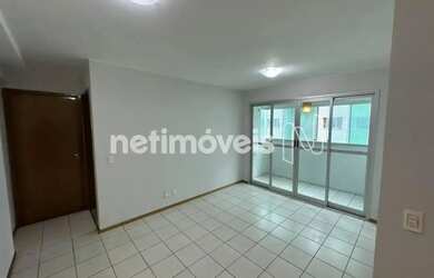 Imagem: O apartamento possui 3 Dormitórios, 1 Banheiro, 1 Vaga na garagem