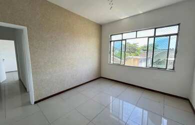 Imagem: O apartamento possui 2 Dormitórios, 1 Banheiro e 81m² de Área