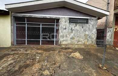 Imagem: A casa para alugar possui 2 Dormitórios, 2 Banheiros, 1 Vaga