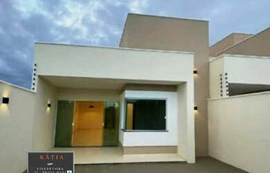 Imagem: A casa possui 2 Dormitórios, 2 Banheiros, 3 Vagas na garagem