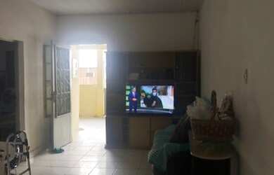 Imagem 5: Alugo casa no 2/4 no Farol