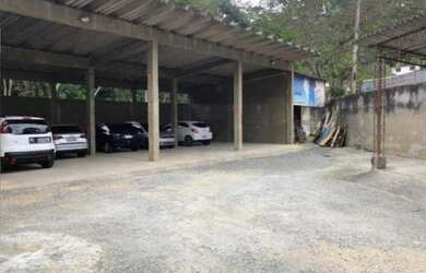 Imagem: O depósito possui 770m² de Área e está localizado em Paineira